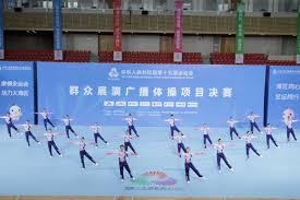 松井秀喜在洋基队生涯首次击出再见本垒打，宣告其“纽约化”的成功